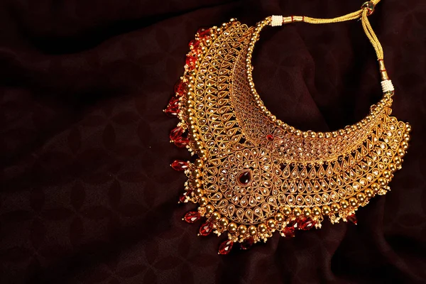 Diploma in Jewellery Design